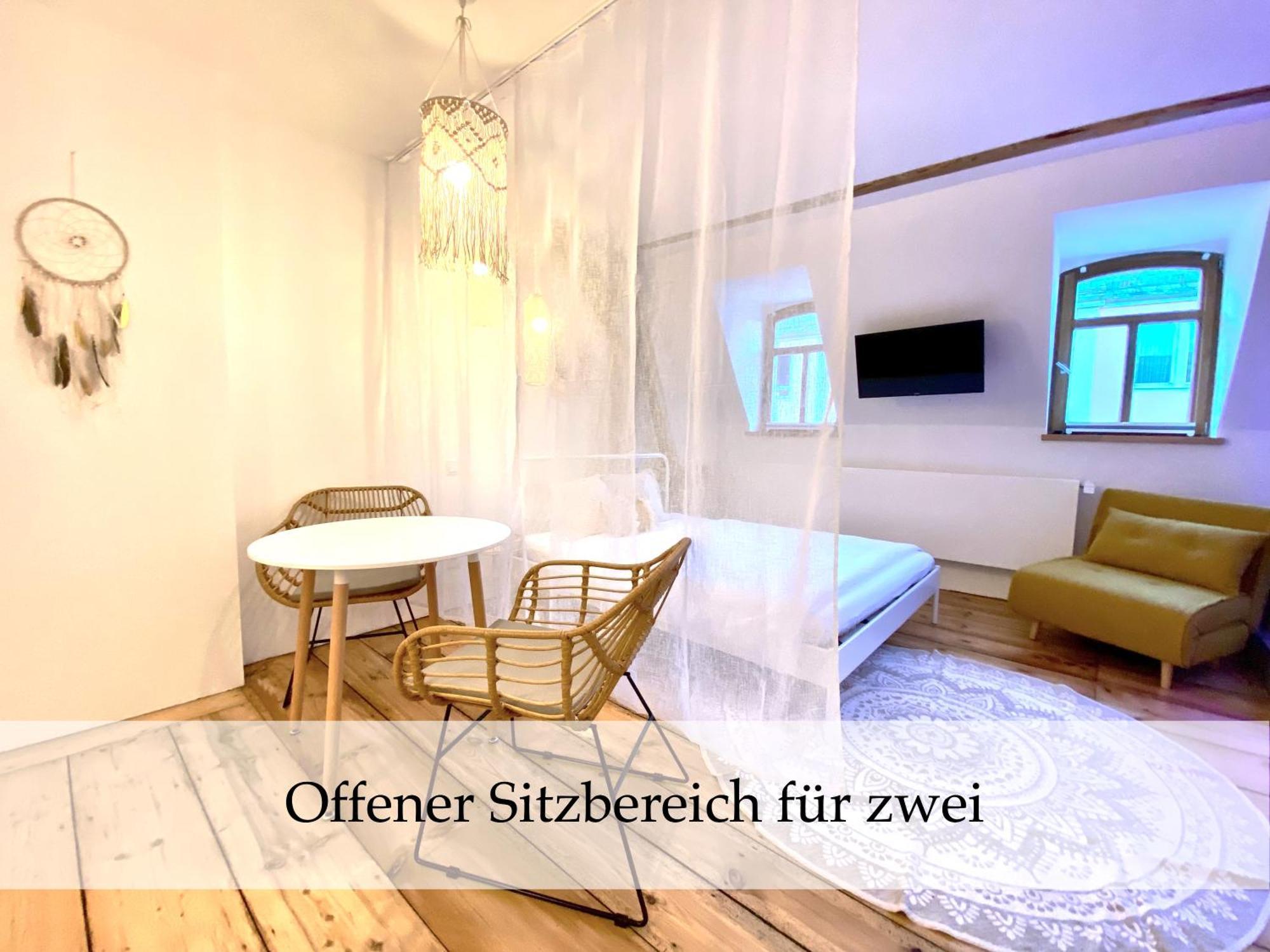 Zentrale 1-Zimmer-Ferienwohnung Mit Digitalem Check In Hof  Dış mekan fotoğraf